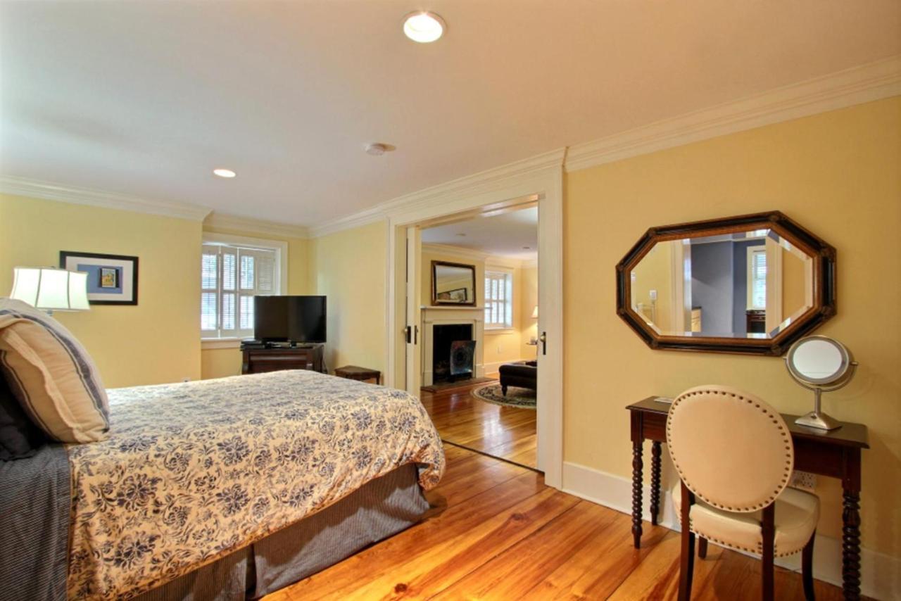 Bird Baldwin Magnolia Suite Savannah Buitenkant foto