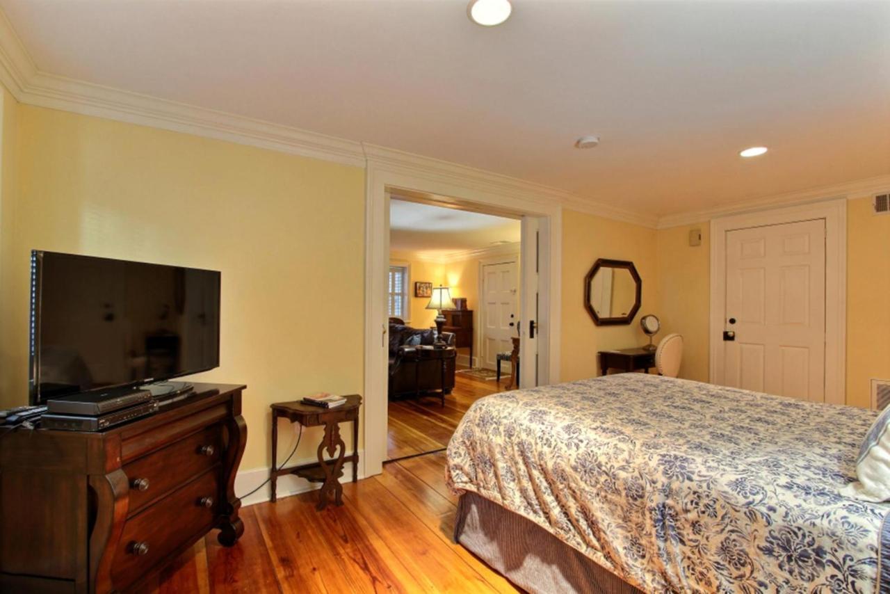 Bird Baldwin Magnolia Suite Savannah Buitenkant foto