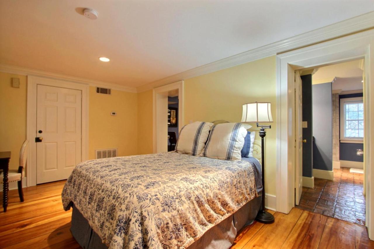 Bird Baldwin Magnolia Suite Savannah Buitenkant foto